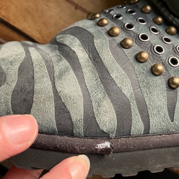 Sold UGG & Jimmy Choo 🌟Special Edition🌟 - Picture 10 of 14